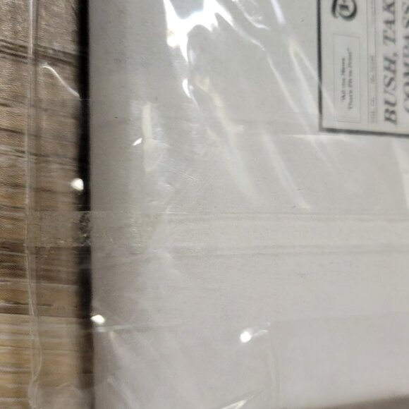 NEW YORK TIMES US A Compilation of Historic Newspaper Pages, Washington to Obama - Picture 5 of 6